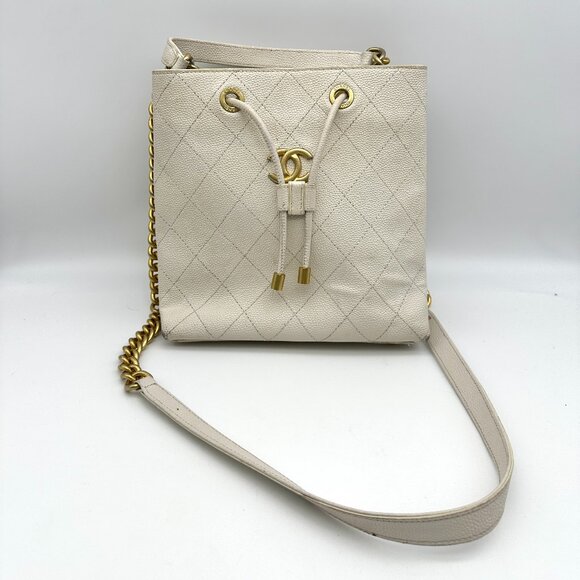 Chanel Grained Calfskin Diamond Stitched Small Drawstring Bucket Bag White - Picture 1 of 16